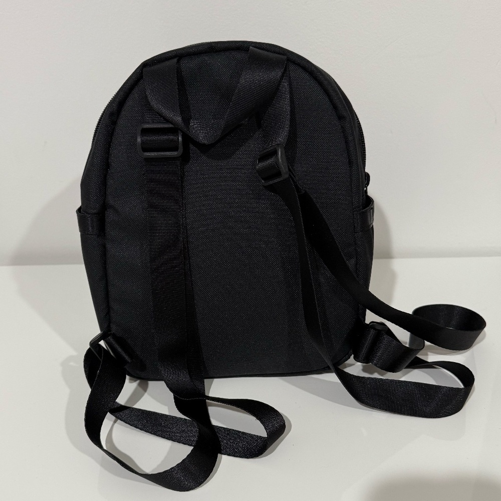 Nike Futura Backpack - Picture 2 of 3